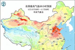 贝克汉姆与印度传奇板球选手交换球衣，小贝的我团白衣23?